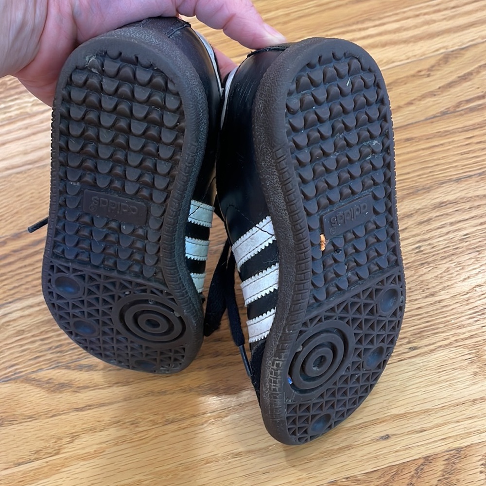 Adidas samba tie shoes size 11.5 - Picture 3 of 3